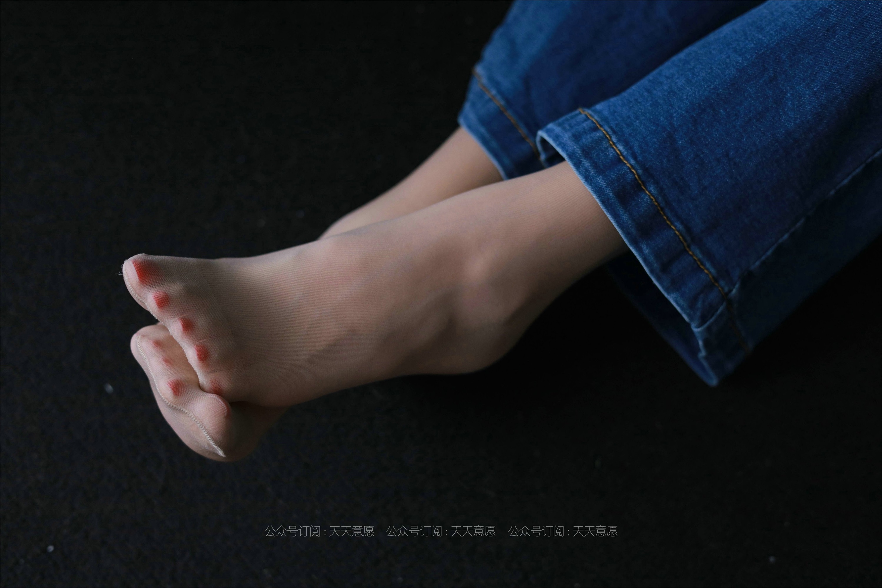 IESS异思趣向  2021.08.04 丝享家879：美子《美背库里丝》